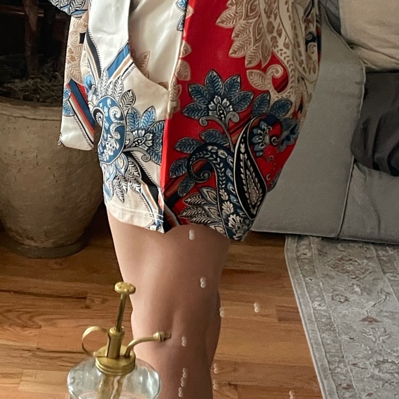 Floral Print Paperbag Waist Belted Shorts. - Picture 11 of 11